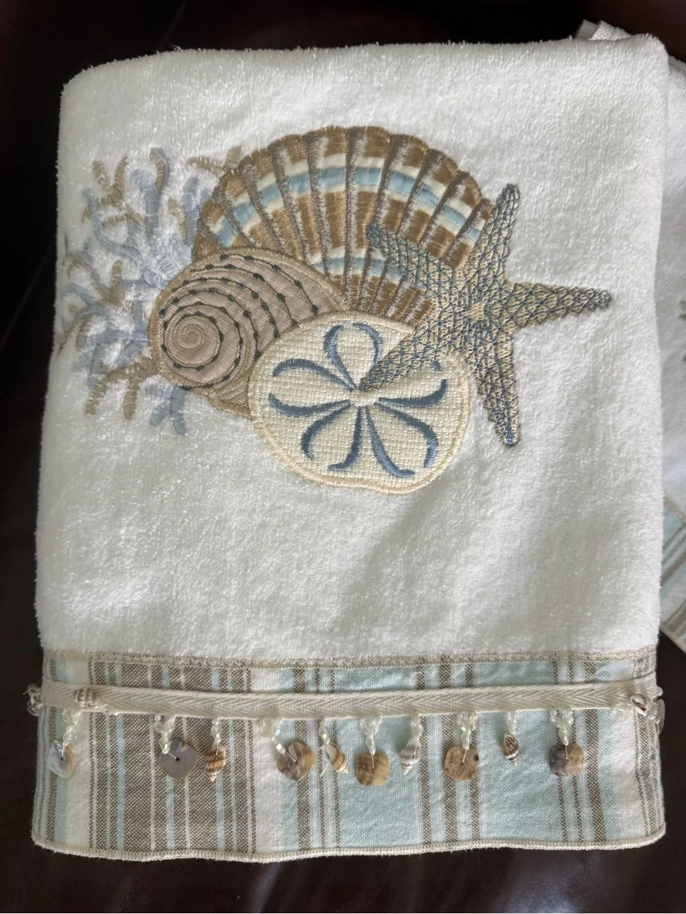 4-Piece Coastal Embroidered Bath & Hand Towel Set ~ Seashell Accents ~ Avanti